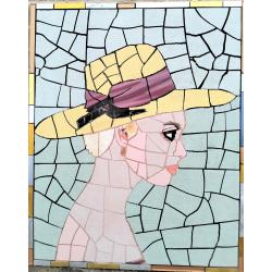 donna-col-cappello