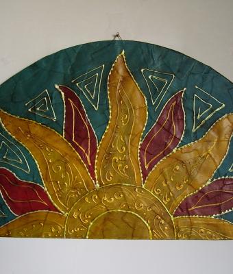 sole-sopraporta-sun-on-wood