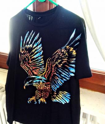 tshirt-nera-con-aquila-mult