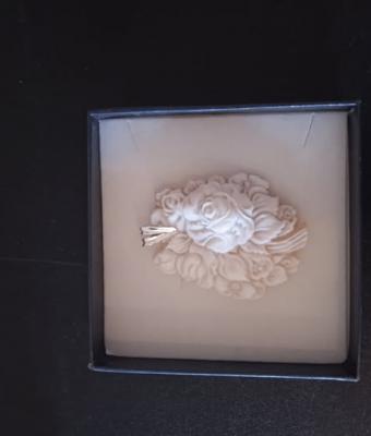 cammeo-in-sardonica-con-gancio