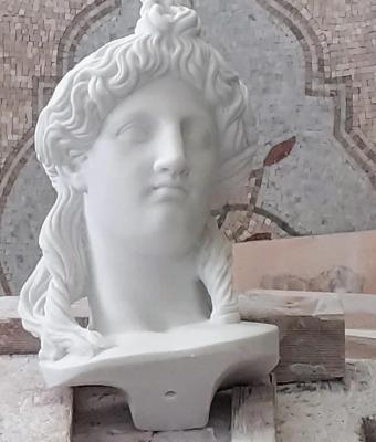 testa-in-stile-neoclassico