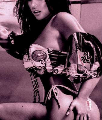 purple-lady-n1